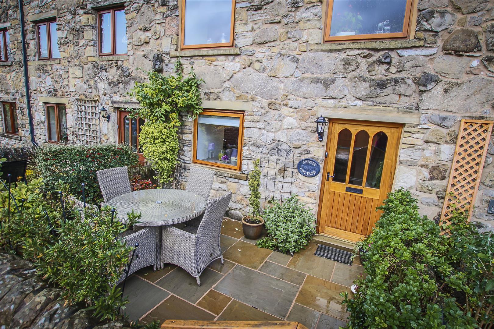 3 Bedroom Cottage For Sale - Main Image